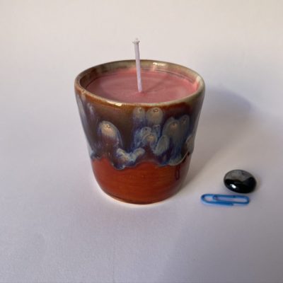 Vanilla and Raspberry Scented Candle 2