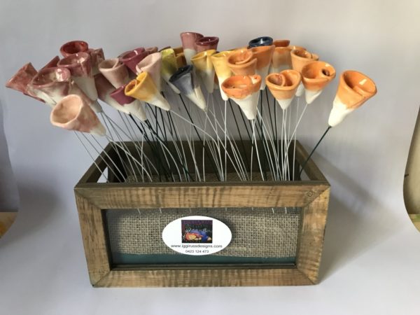 Ceramic Rosebuds- Bunch of 6 - Image 2